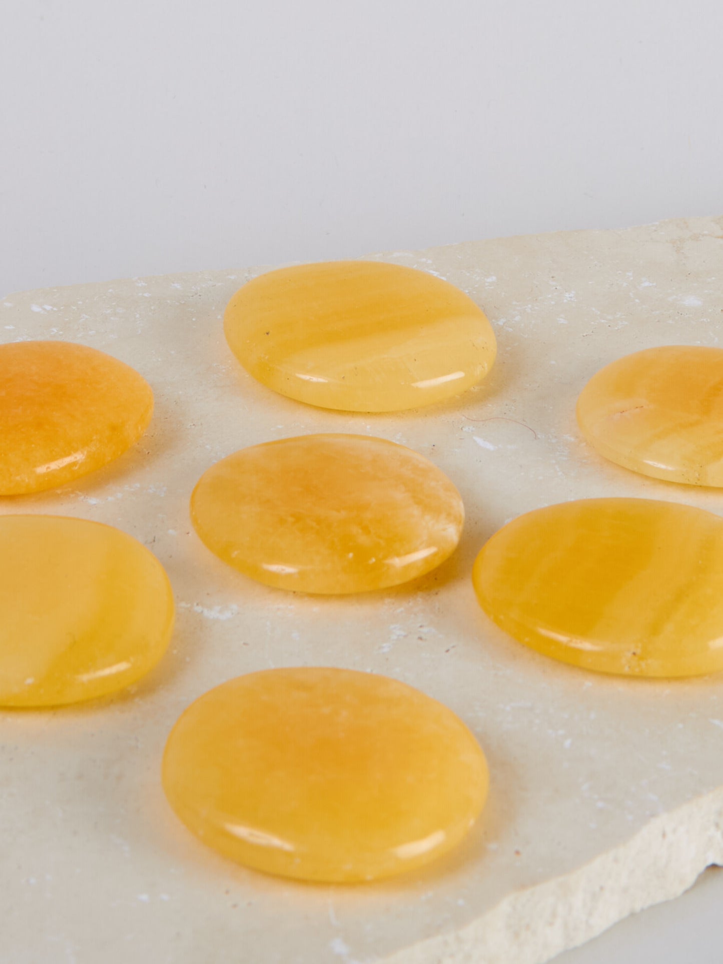 Orangen Calcit Handschmeichler