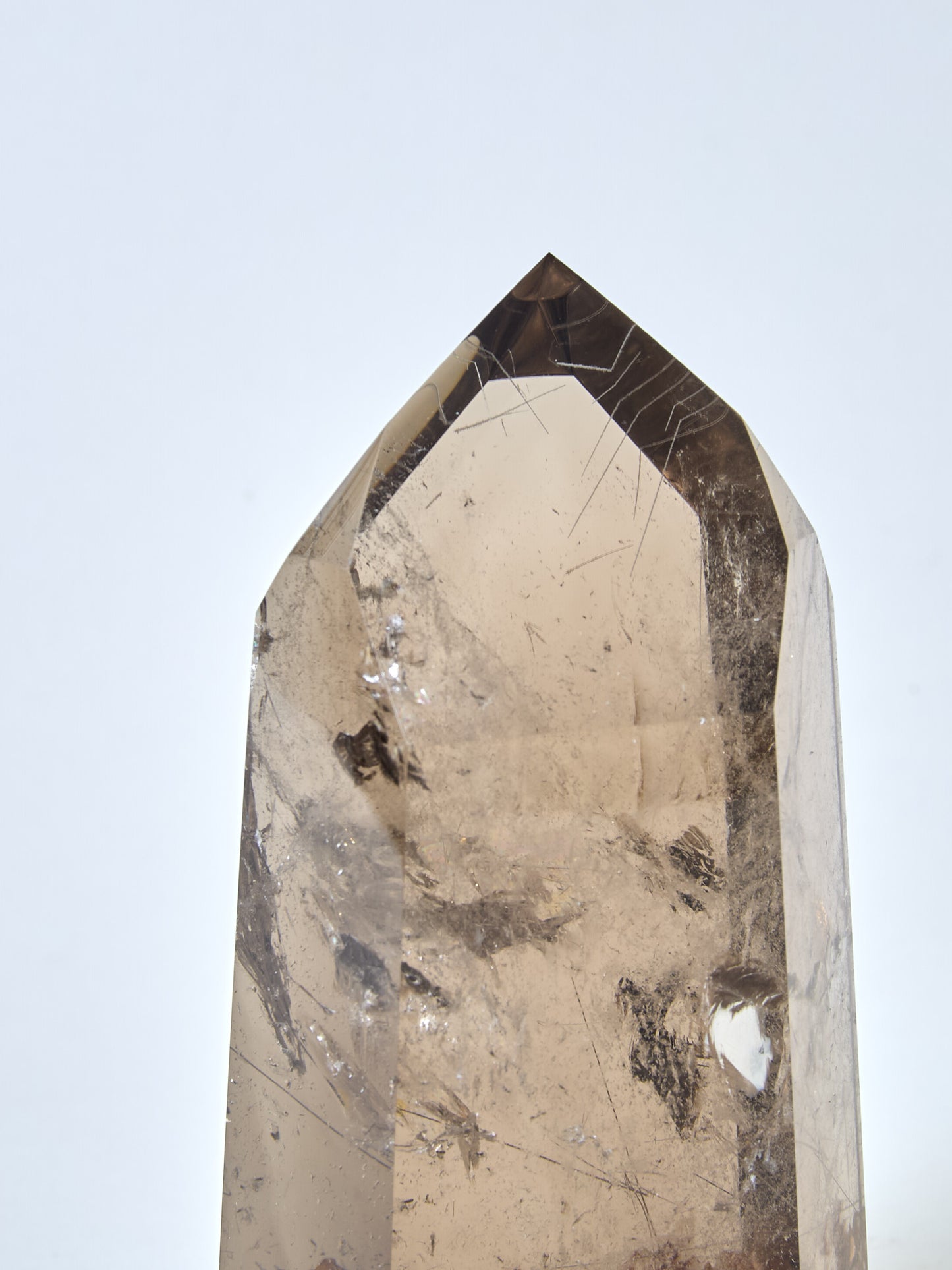 Rauchquarz Spitze Einzelstück mit Rutil