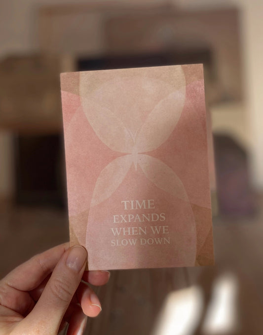 Anna Cosma Time Expands Postkarte